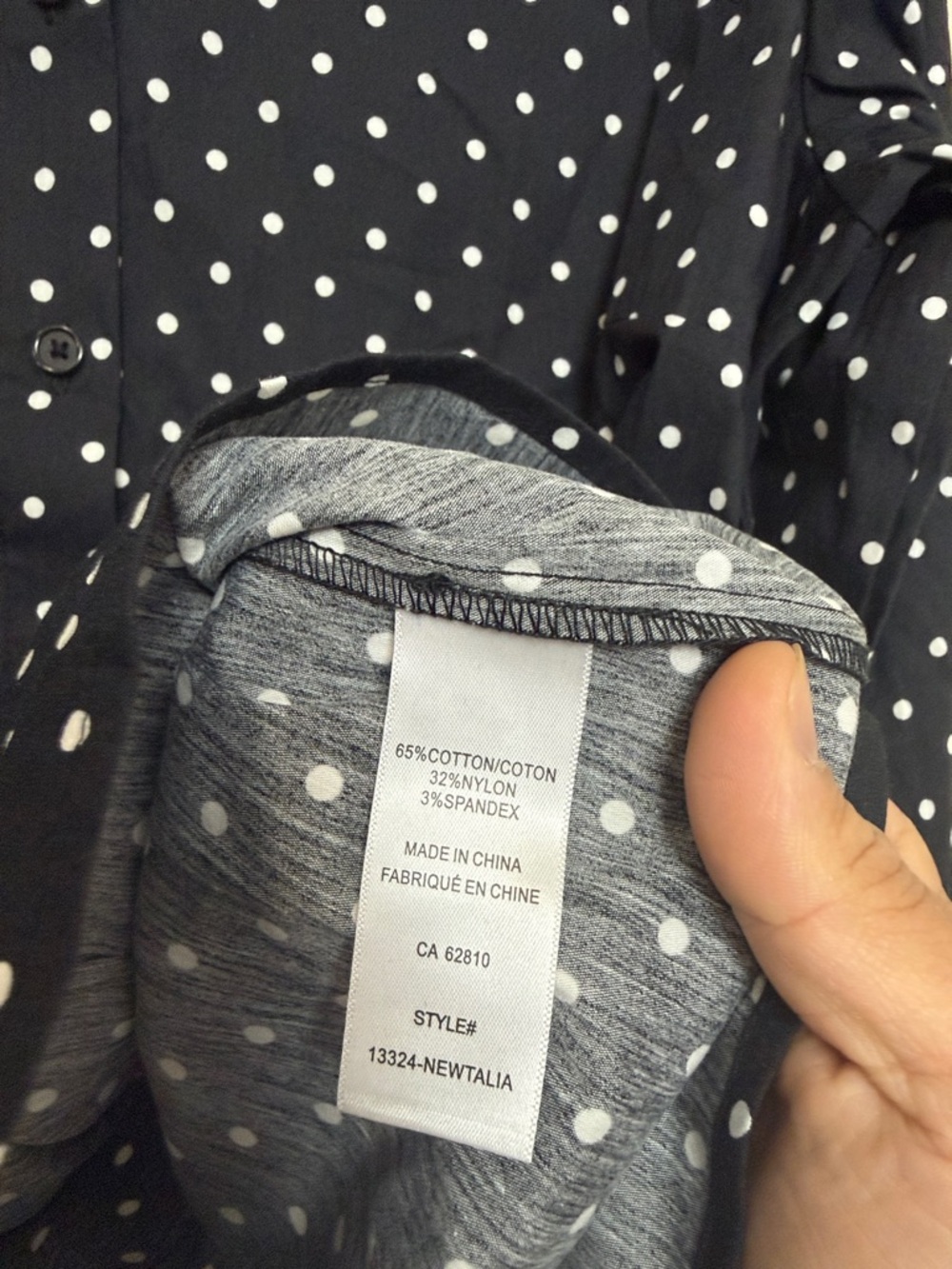 Ricki’s Black White Polka Dot Button Down Blouse Women’s Size M Classic Top - Picture 6 of 6